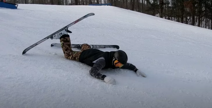 Skiing: